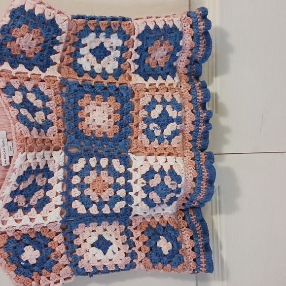 American Eagle granny square crocheted sweater tank - L - Picture 4 of 7